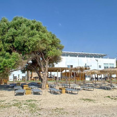Epipleon Luxury Suites -106- Δωμάτιο 40Τμ Με Βεράντα 45Τμ Μπροστά Στην Θάλασσα Nafpaktos Dış mekan fotoğraf