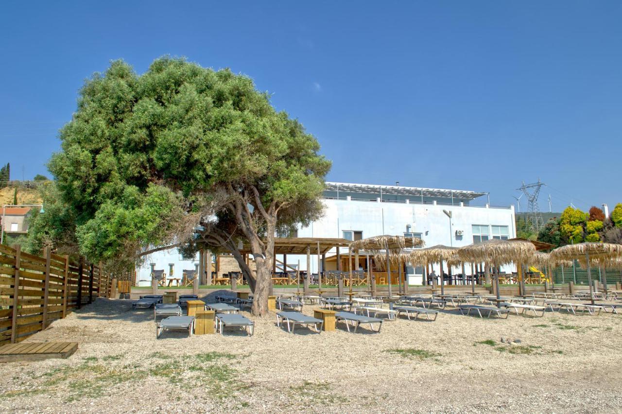 Epipleon Luxury Suites -106- Δωμάτιο 40Τμ Με Βεράντα 45Τμ Μπροστά Στην Θάλασσα Nafpaktos Dış mekan fotoğraf