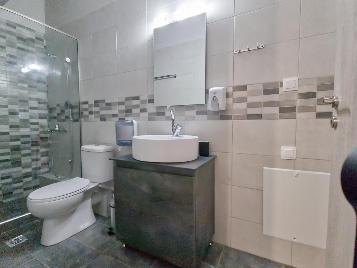 Epipleon Luxury Suites -106- Δωμάτιο 40Τμ Με Βεράντα 45Τμ Μπροστά Στην Θάλασσα Nafpaktos Dış mekan fotoğraf