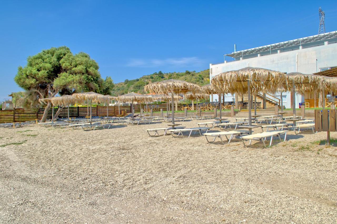 Epipleon Luxury Suites -106- Δωμάτιο 40Τμ Με Βεράντα 45Τμ Μπροστά Στην Θάλασσα Nafpaktos Dış mekan fotoğraf